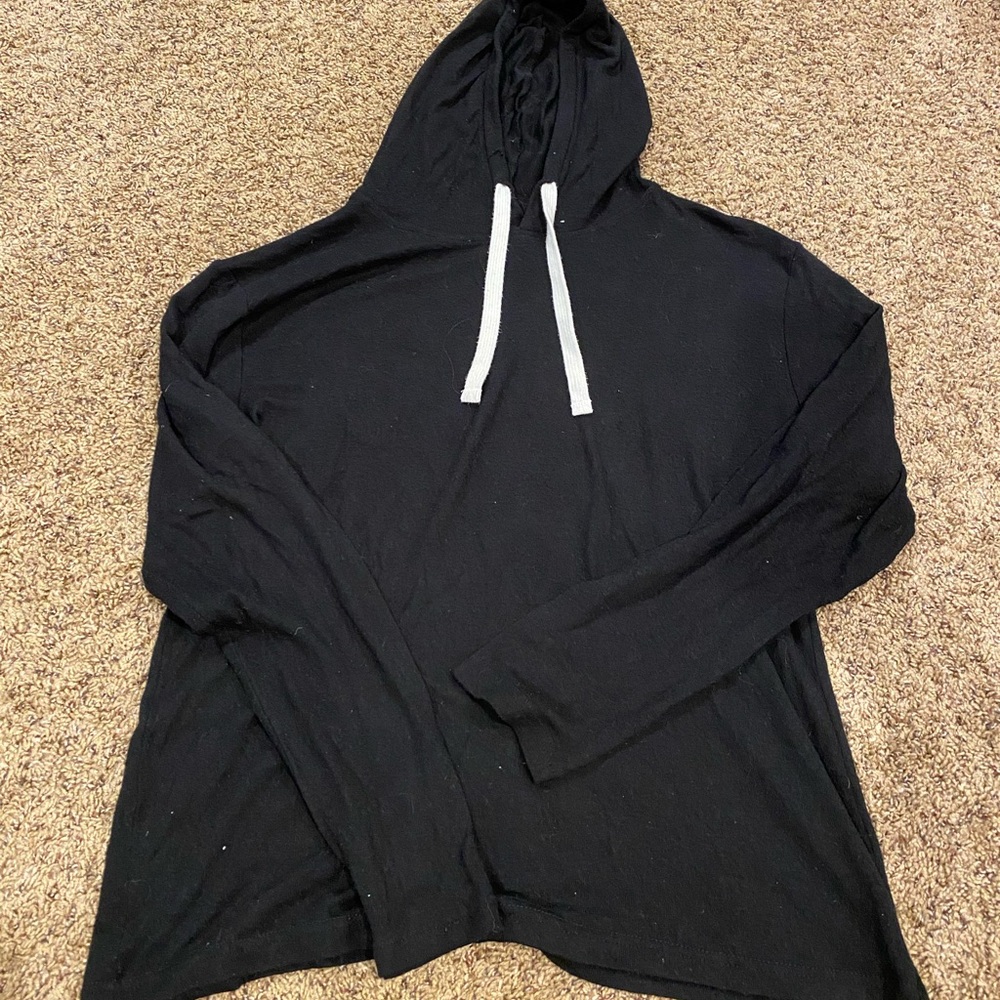Zyia Longsleeve Hoodie